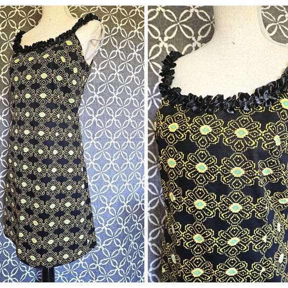 Size M Cotton Shift Dress Ruffled Trim NWT - Picture 1 of 9